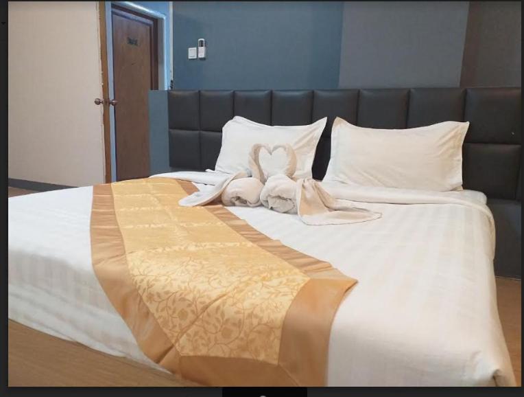 Lanmadaw Plaza Hotel China Town Yangon Bagian luar foto